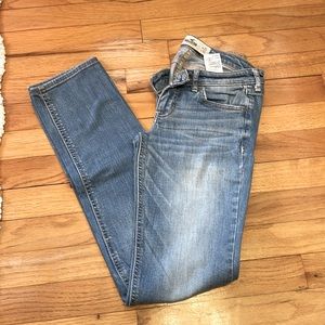 Gently used Hollister straight leg Jean
